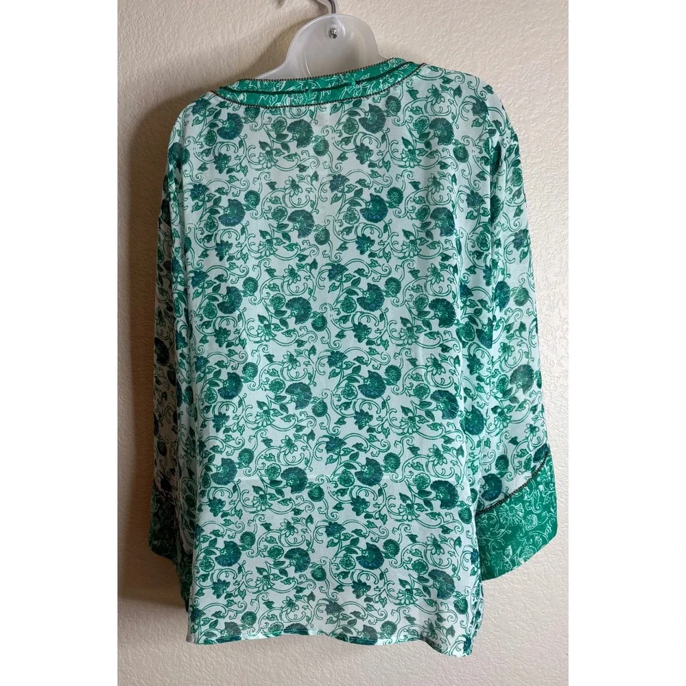 Chicos 3 US XL Tunic Top Green‎ Floral Sequin V Neck Bell Sleeve Blouse Boho
